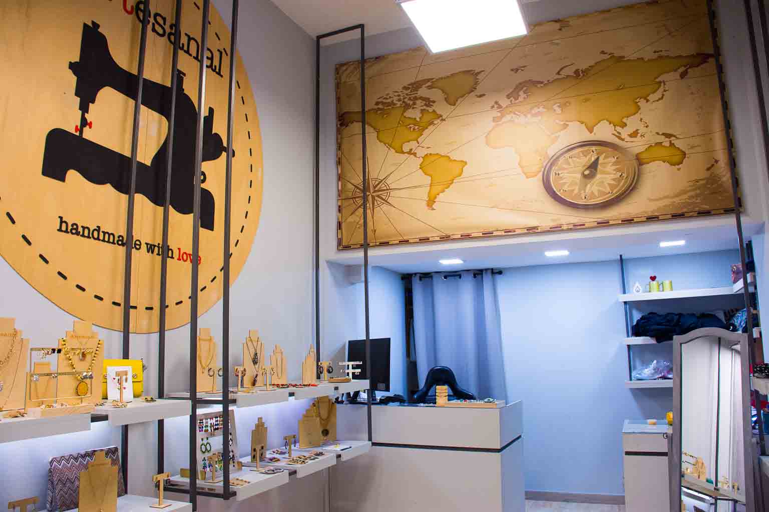 Κεντήματα - Είδη δώρων