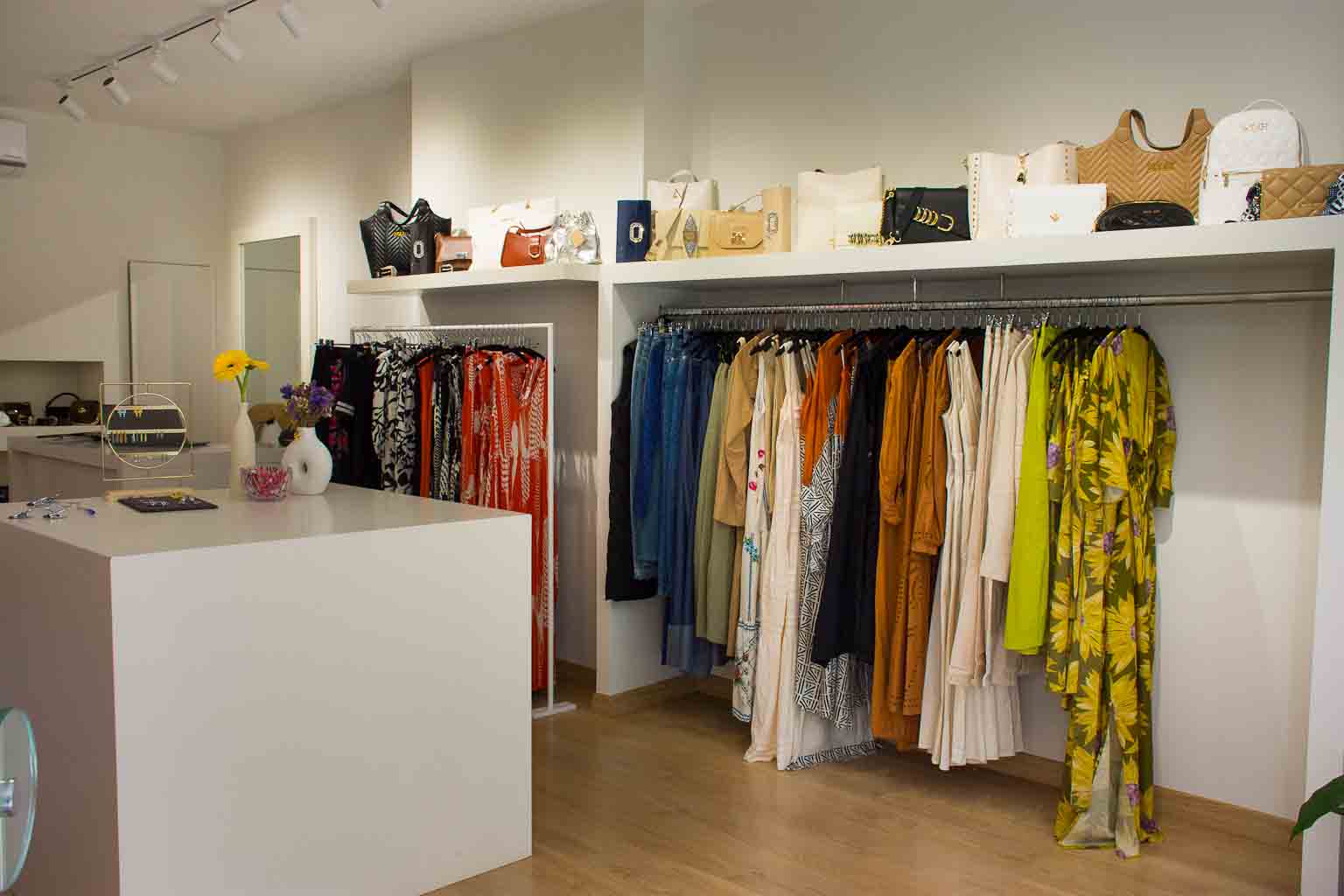 Γυναικεία Ένδυση