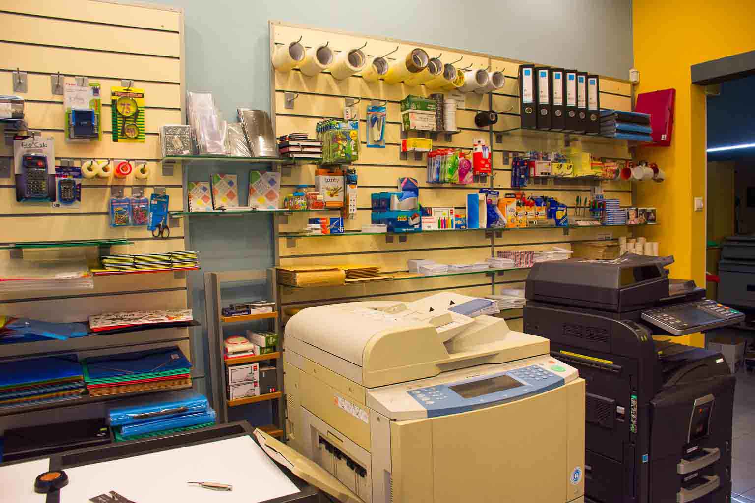 Φωτογραφείο - Αναλώσιμα Η/Y