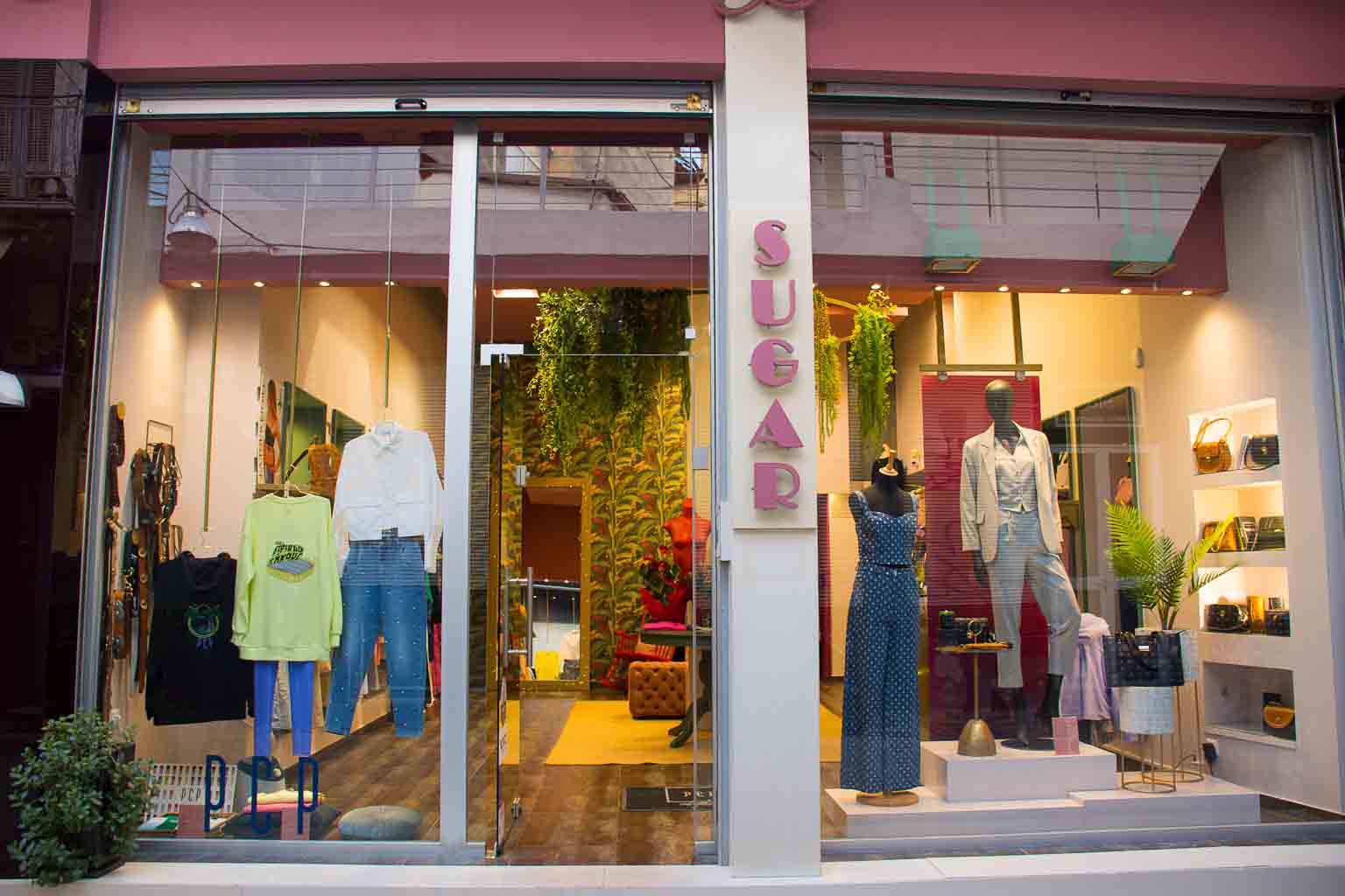 Γυναικεία Ένδυση - Αξεσουάρ