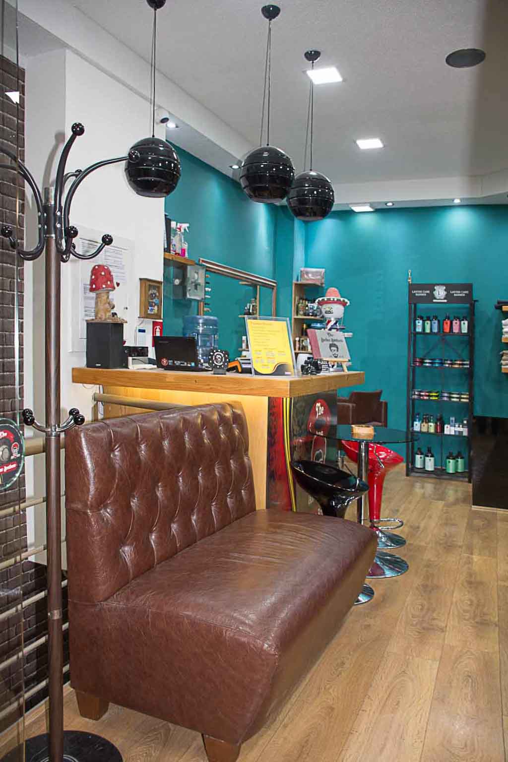 Κομμωτήριο - Κουρείο